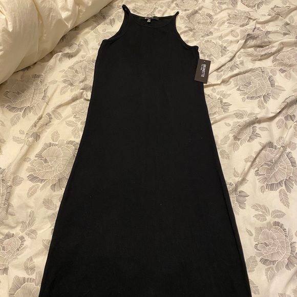 Brunette dress - Picture 1 of 1